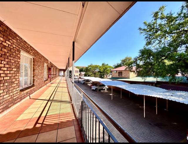 2 BEDROOM APARTMENT FOR SALE IN BRITS CENTRAL